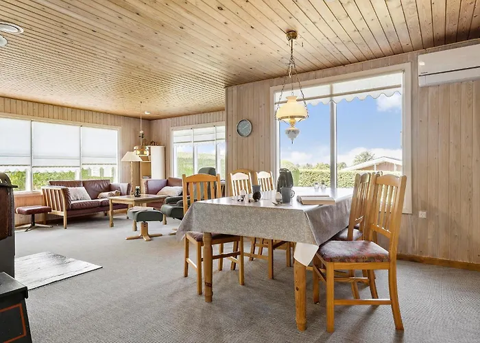 3 Bedroom Lovely In * 보겐세